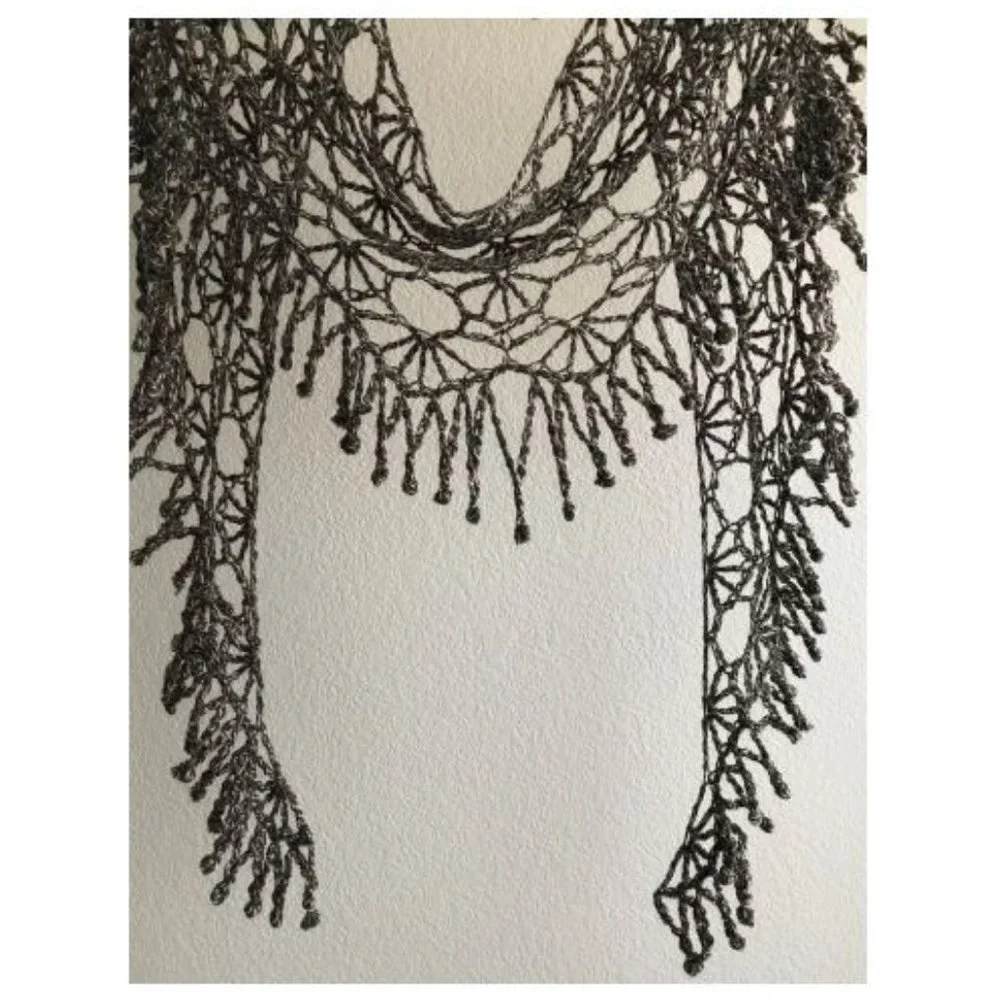 NEW Handmade, 100% Natural Wool, Allure Wavy V Scarf, 95